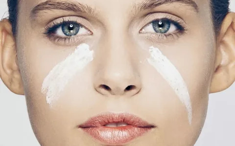 خرید و قیمت کرم ضد قرمزی پوست حساس و فروش عمده